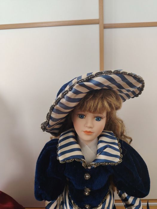 Английски порцеланови Кукли.