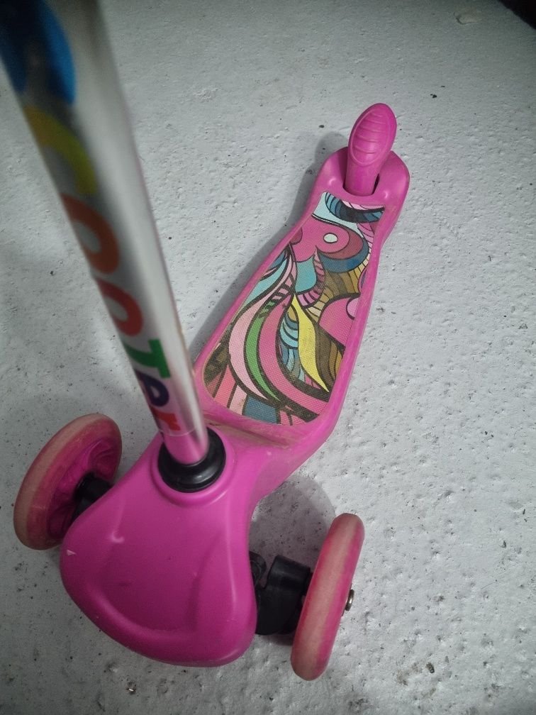 Trotineta scooter roz