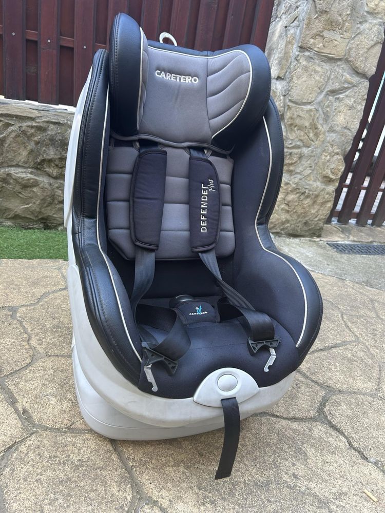 Vand scaun auto pentru copii Caretero defender + isofix 0-18 kg