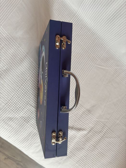 Детски комплект за рисуване в красиво куфарче