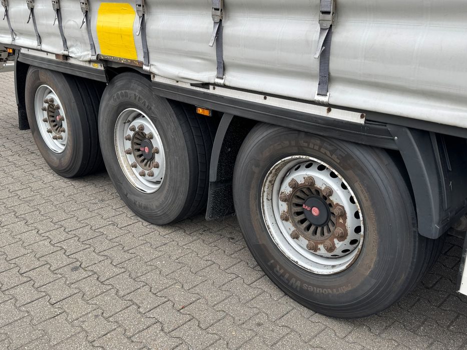 Semiremorca Standard  krone Recent adusă