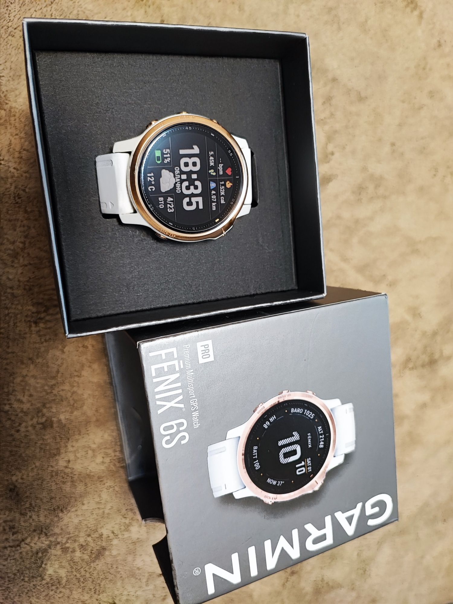 Часовник Garmin Fenix 6s Pro