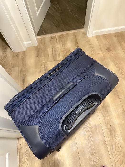 Samsonite Suitcase