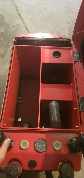 Машина за миене на под