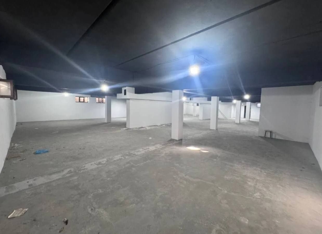 Аренда комерческого помещения 844м²