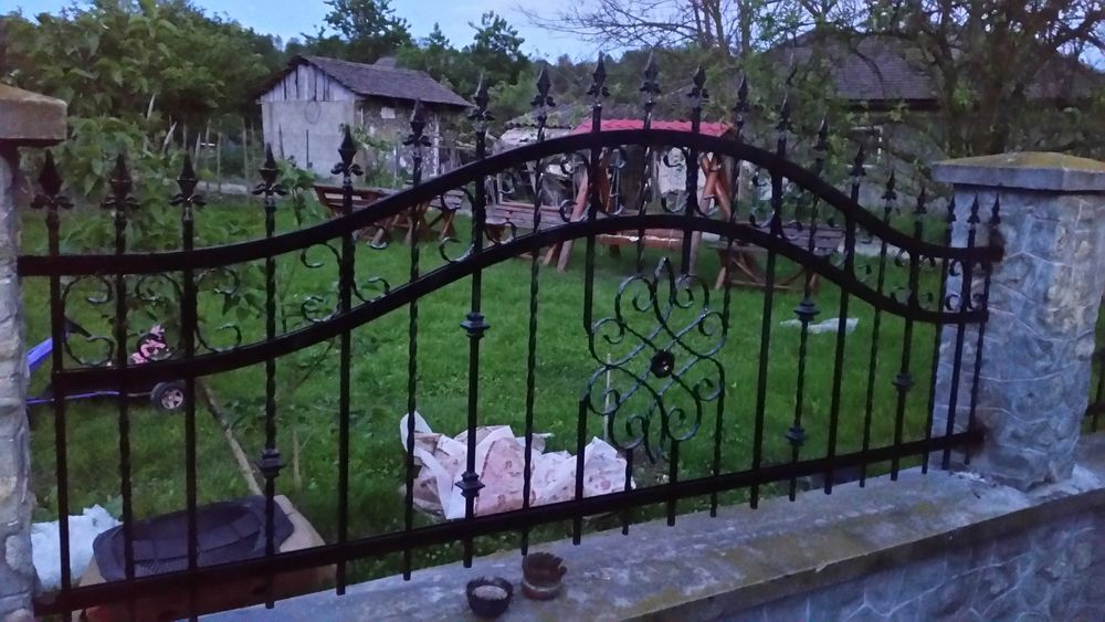 Porti din fier forjat ,balustrade din fier forjat