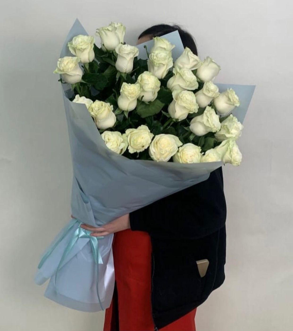 Бесплатная доставка Цветы, доставка Алматы,букеты,метровые розы