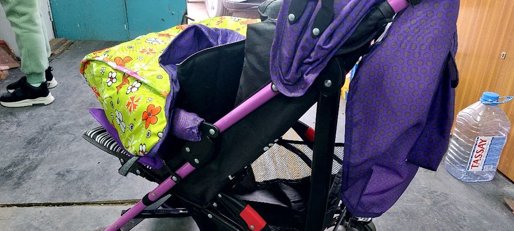 Каляска прогулочная