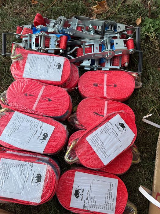 Колани с голяма тресчотка