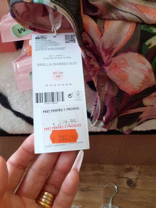 Penti costum de baie