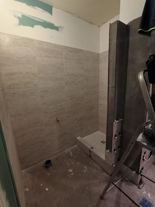 Executăm lucrări în construcții și finisaje