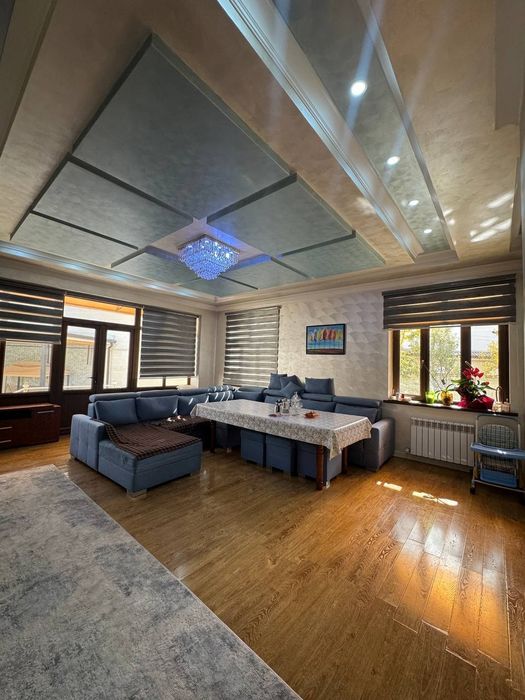 Продается Дом Участок 11 комнат, ор-р: Амир Темур махалля, 700 м²