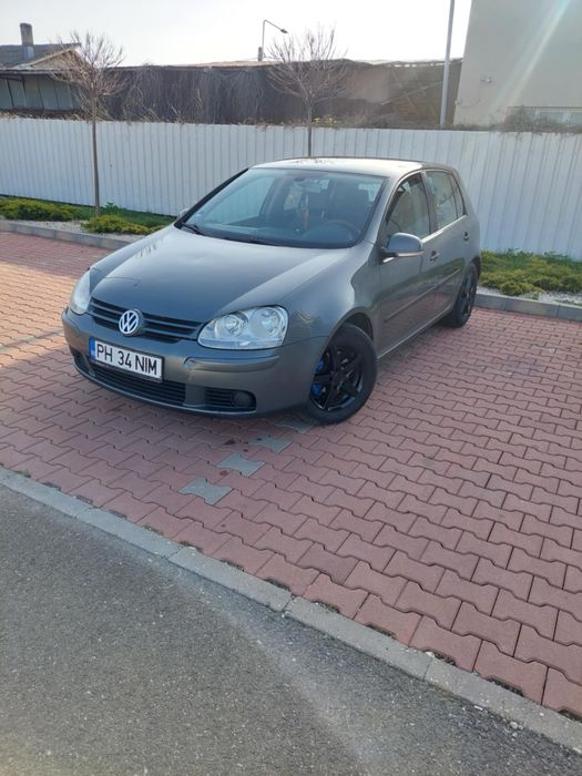 Vând golf 5 1.9 dizel