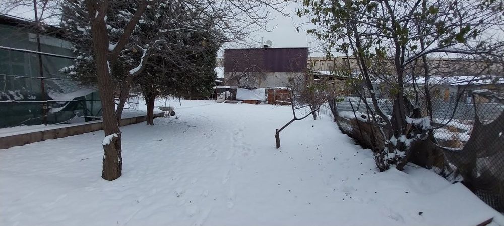 Srochna yer sotiladi