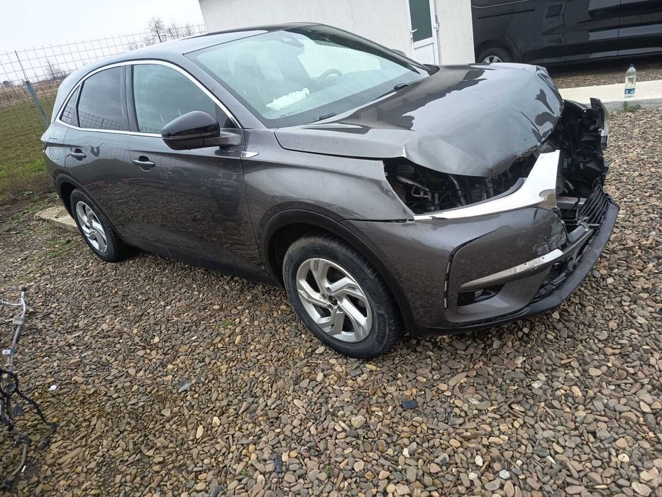 DS 7 CROSSBACK avariat