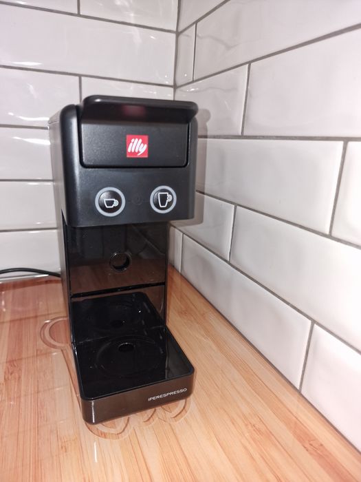 Illy Francis Francis Y3.3 Iperespresso