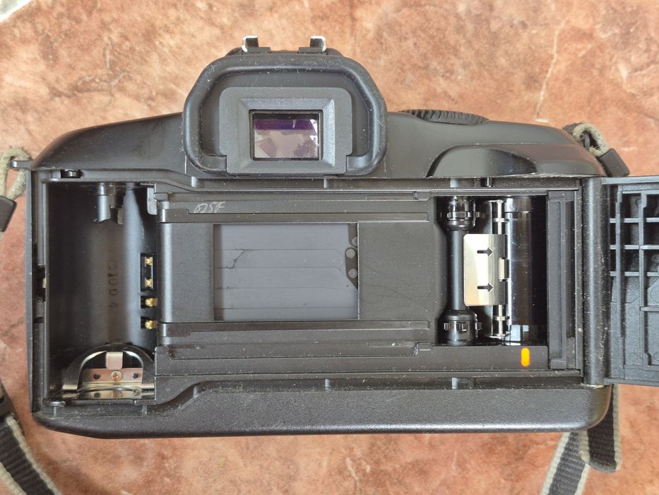 Aparat foto film Canon eos 850