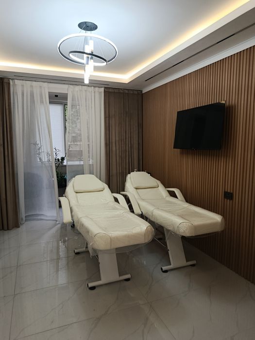 Kushetka etajirka stul yangi Sotiladi