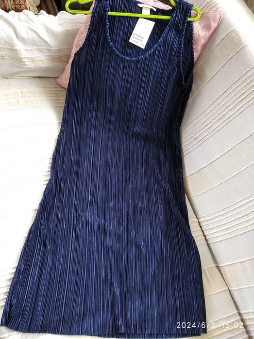 лъскаво Парти бюстие H&М размер S,рокля плисе Н&М размер S