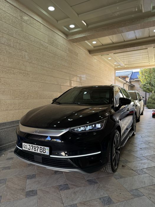 Byg Tang 4.4 секунд  4x4 awd. 32000$