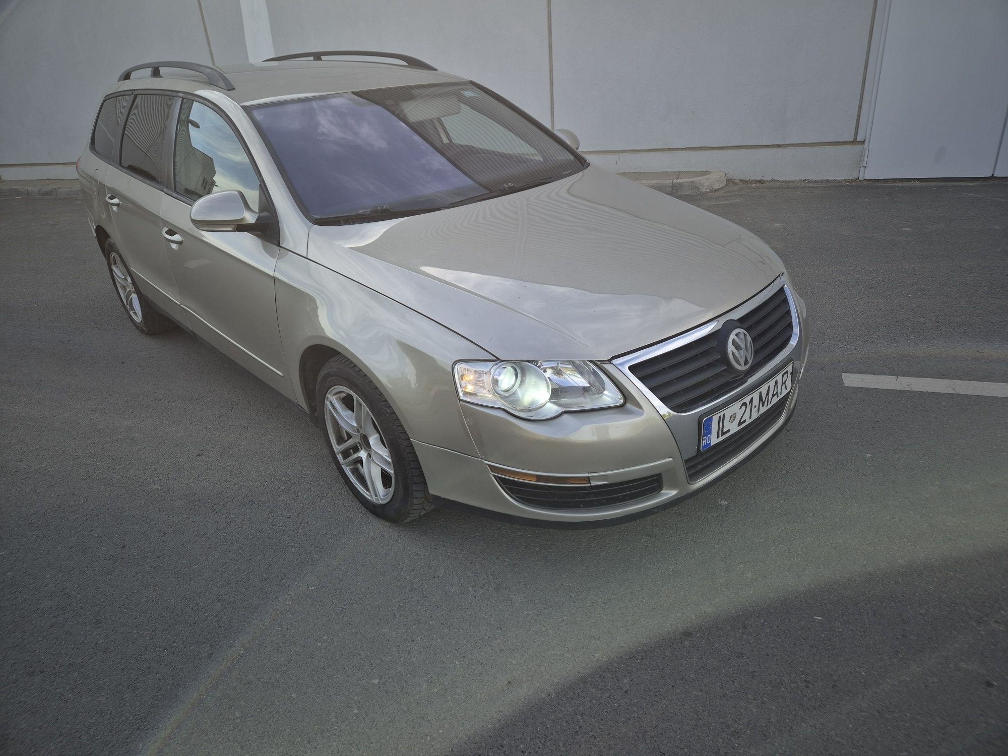 Vând passat b6 diesel 2.0 cod motor bkp