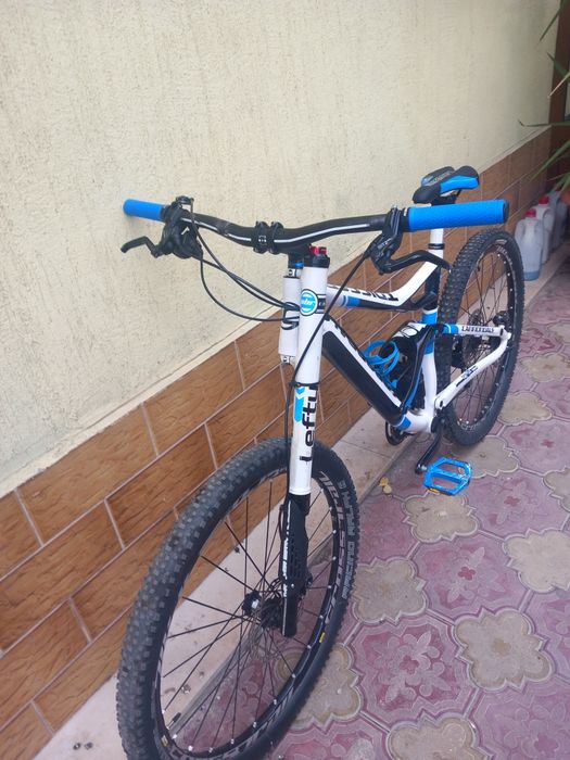 Cannondale 26 цола Карбон