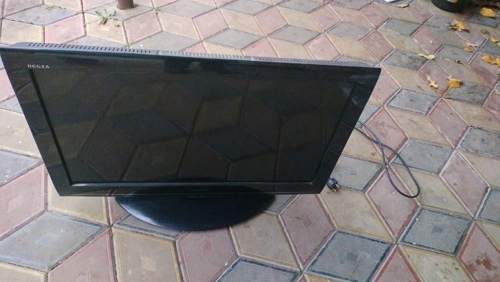 Телевизор Toshiba 32 дюйма