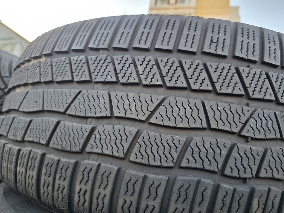 4бр Зимни гуми 255 60 18 - Continental