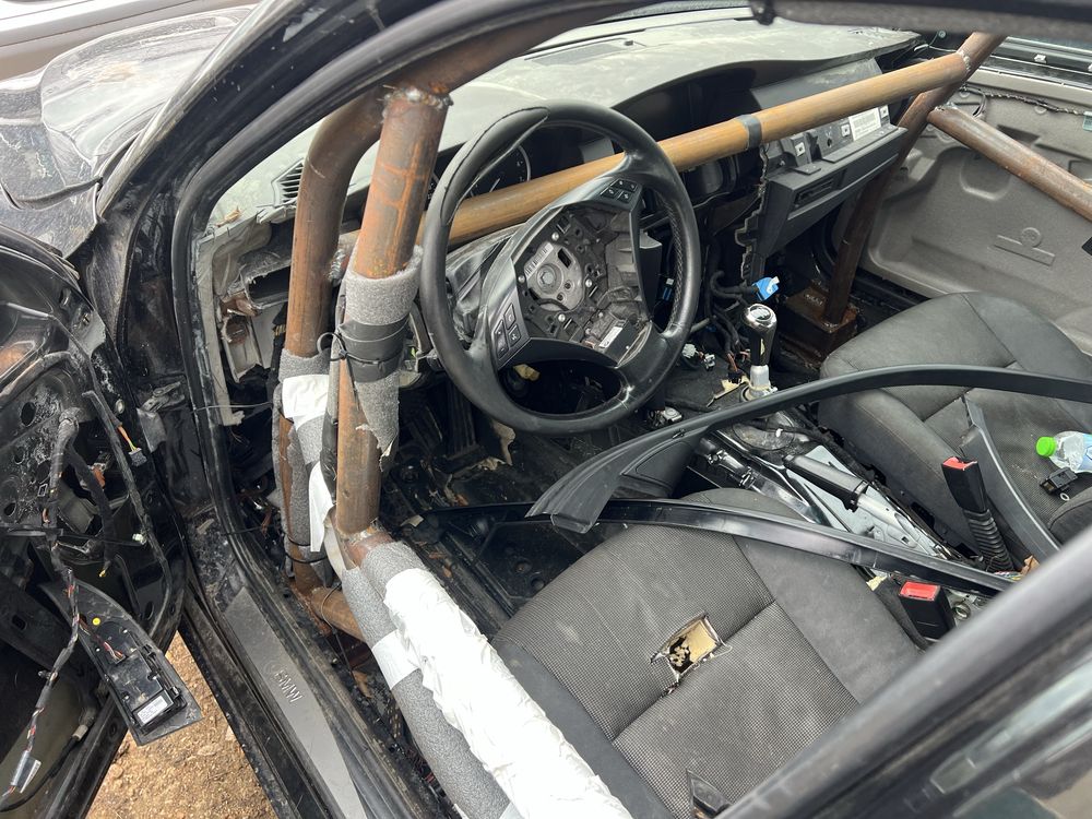 BMW e60 525i , Бмв е60 бензин На Части !!!