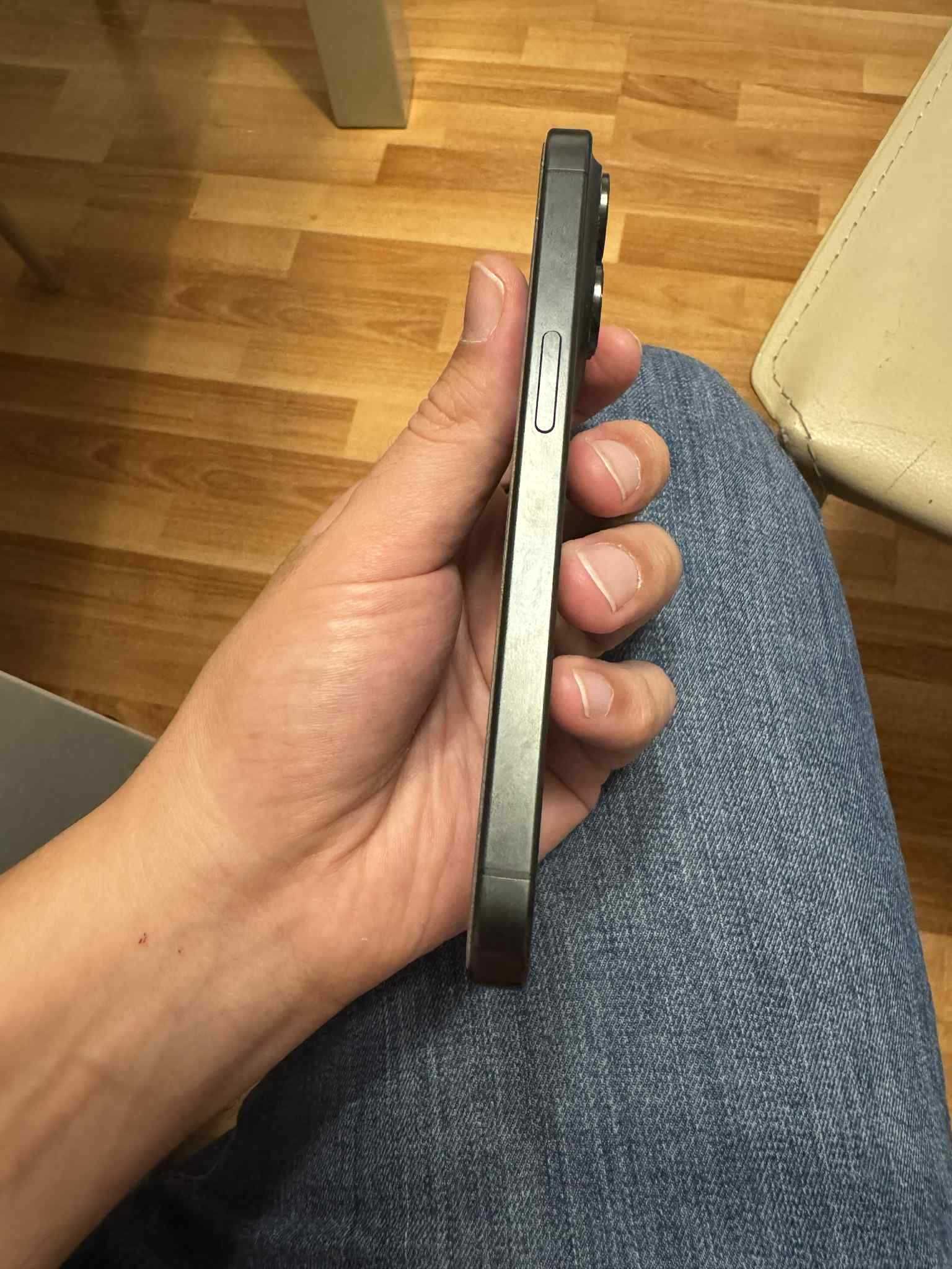 Iphone 15 pro 256GB