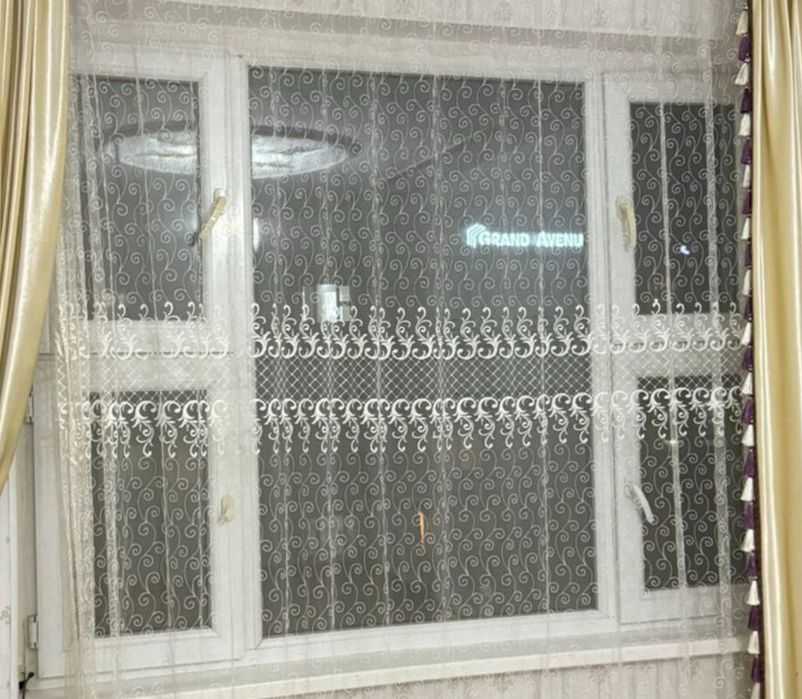 Пластик терезе 2 шт., өлшемі 155×150 — 8000₸