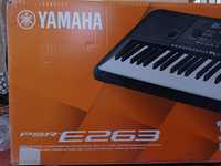 Прродам синтезатор Yamaha PSR e263