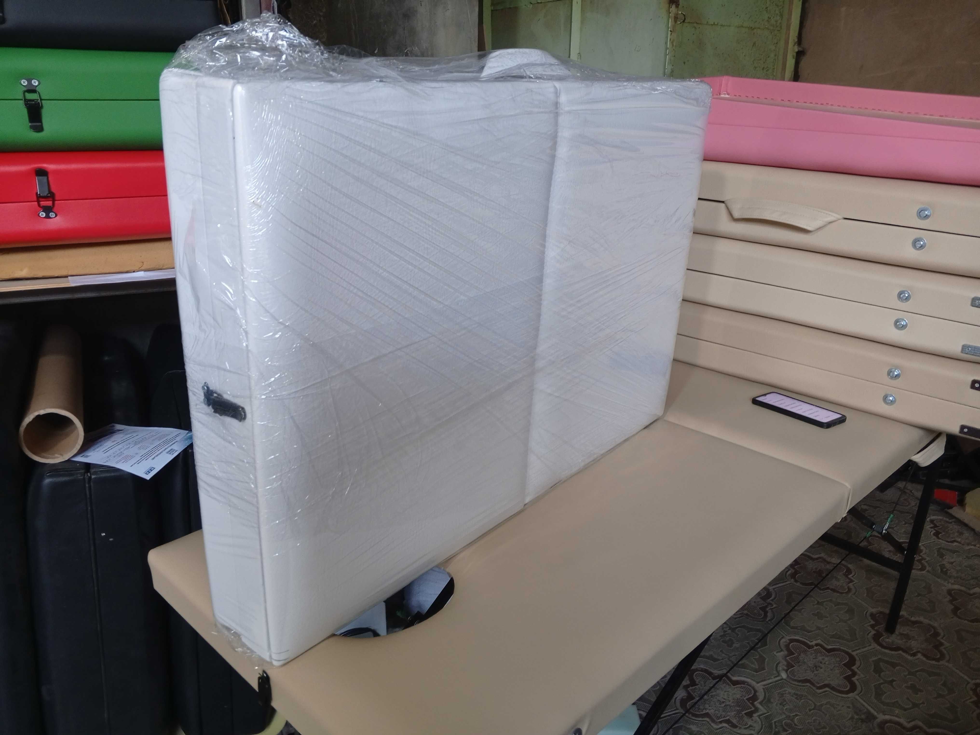 Kushetka chemodanlar. 650.000 somdan
