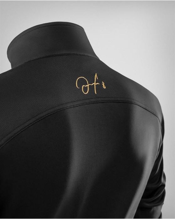 Мъжки черен анцуг H8S