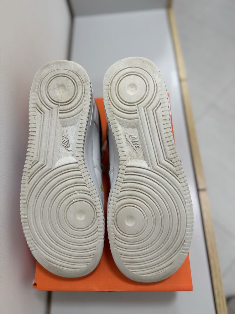 Nike Air Force 1 07LV8