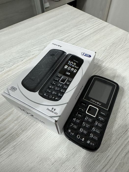Novey 102 knopochniy telefon dual sim