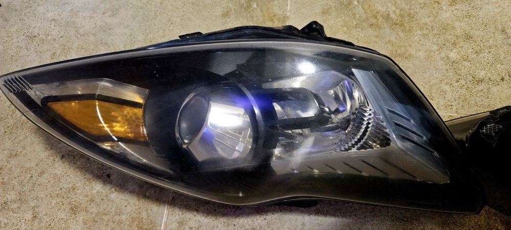Продавам фарове за Форд Фокус 2010г