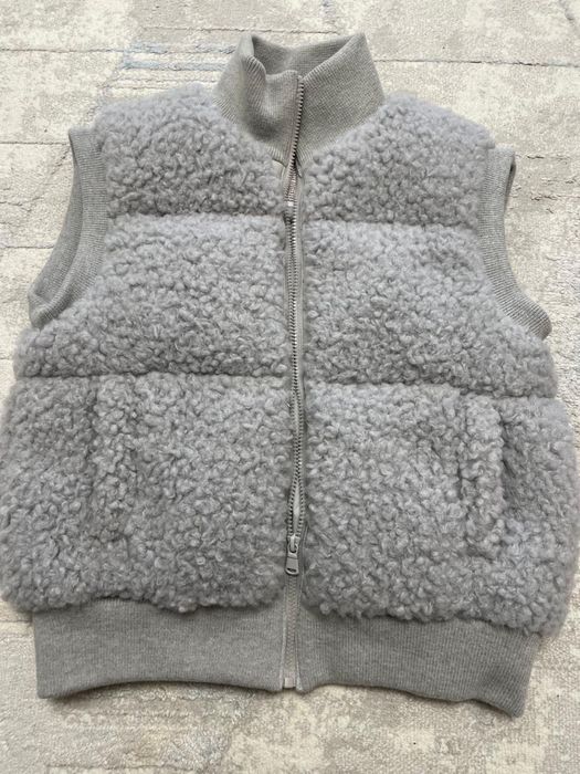 продам безрукавку