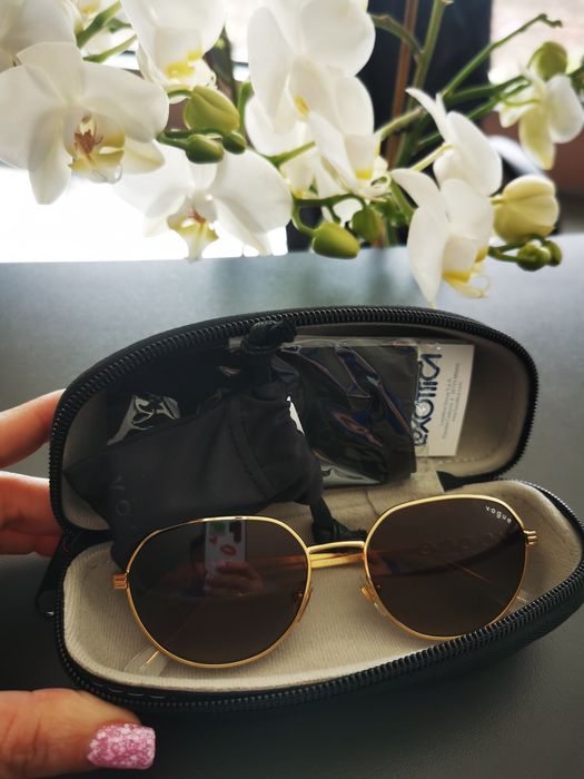 Слънчеви очила на известна марка