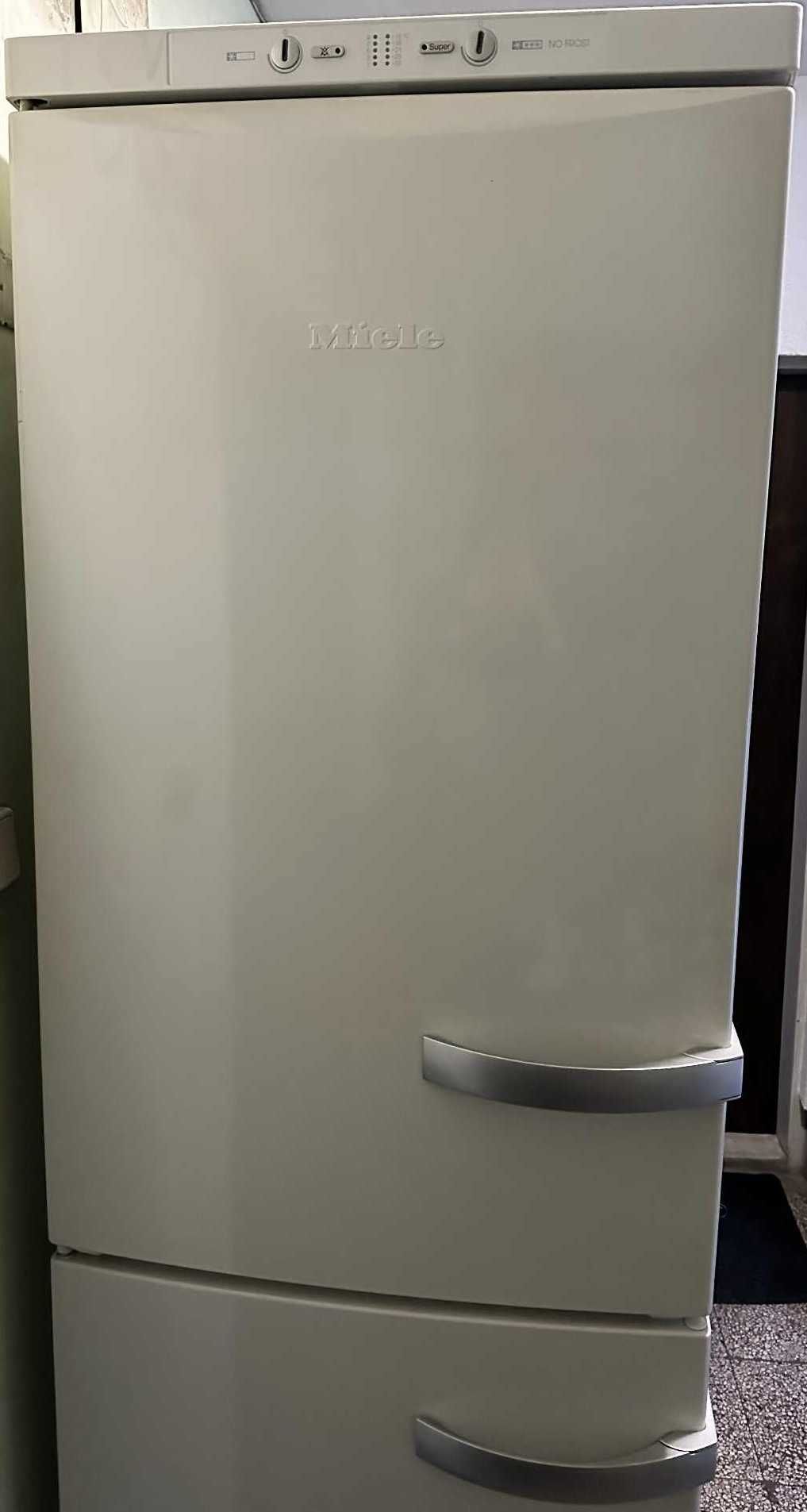 Продава се хладилниk Miele KFN 8852 SD