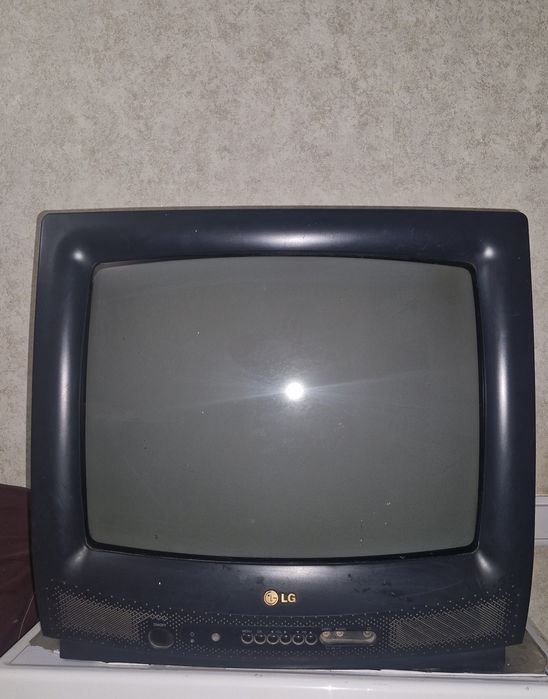 Продам цветной телевизор за 4 тысячи тг