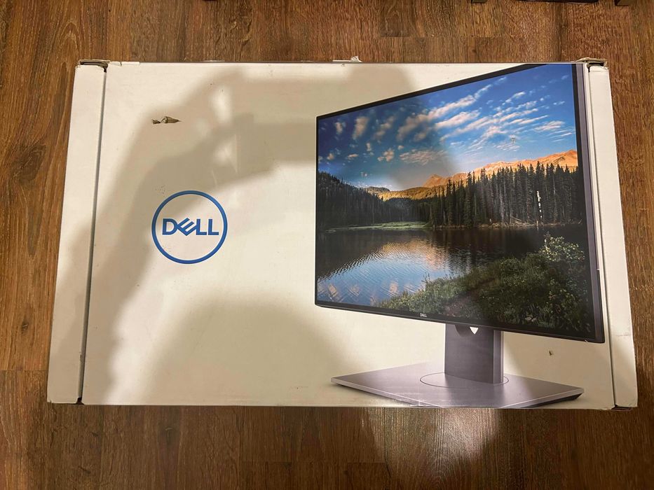 Monitor Dell LED UltraSharp U2518D 25 inch 2K 2560x1440 pixeli 60hz