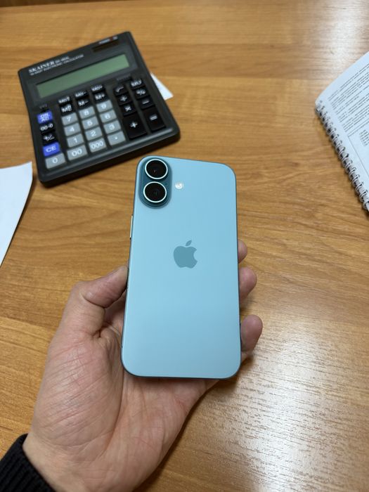 Продам айфон 16