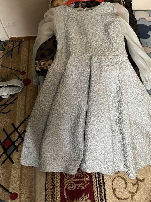 платье нарядные для девочик