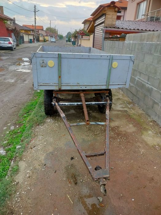 Ремарке за трактор