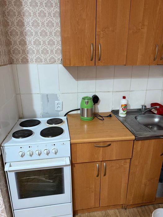 Продам кухонный гарнитуры