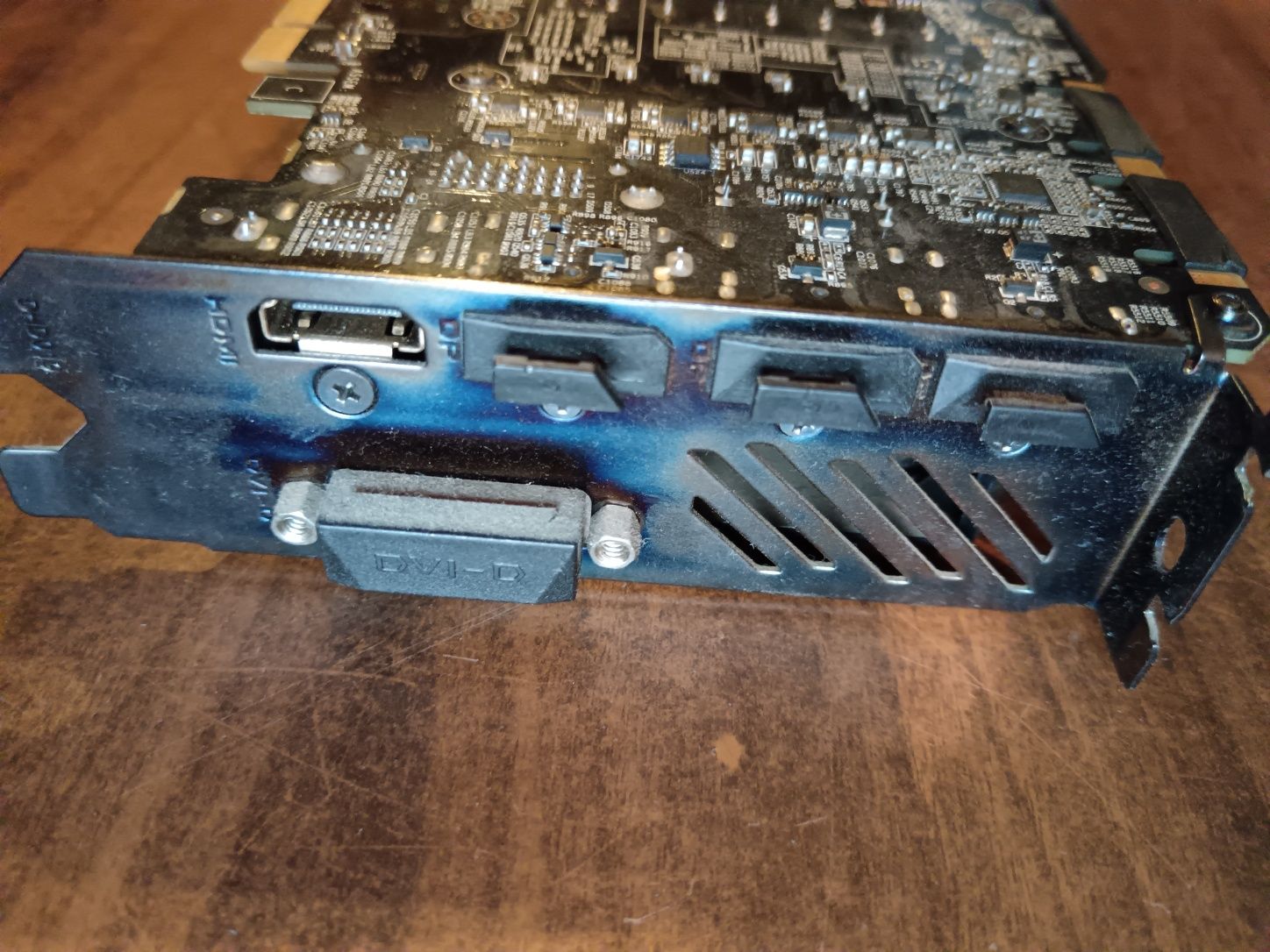 GTX 1070 Gigabyte wind force 8GB