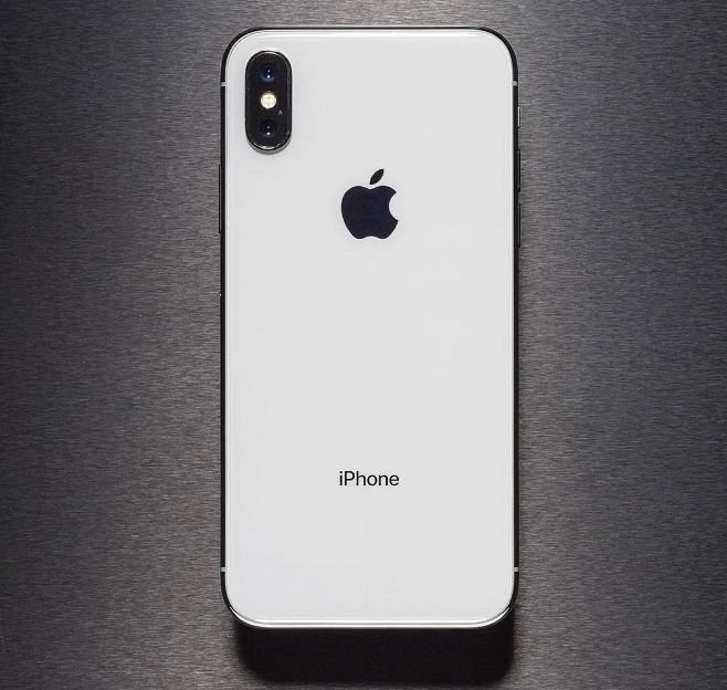 Iphone X 64 гб ,эмкость 100%