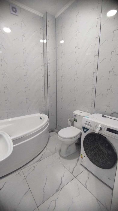 Фрунзе массивидаги уй сотилади