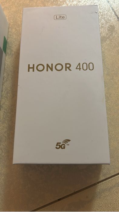 Vand telefon OPPO A5 PRO 5G si HONOR 400 5G
